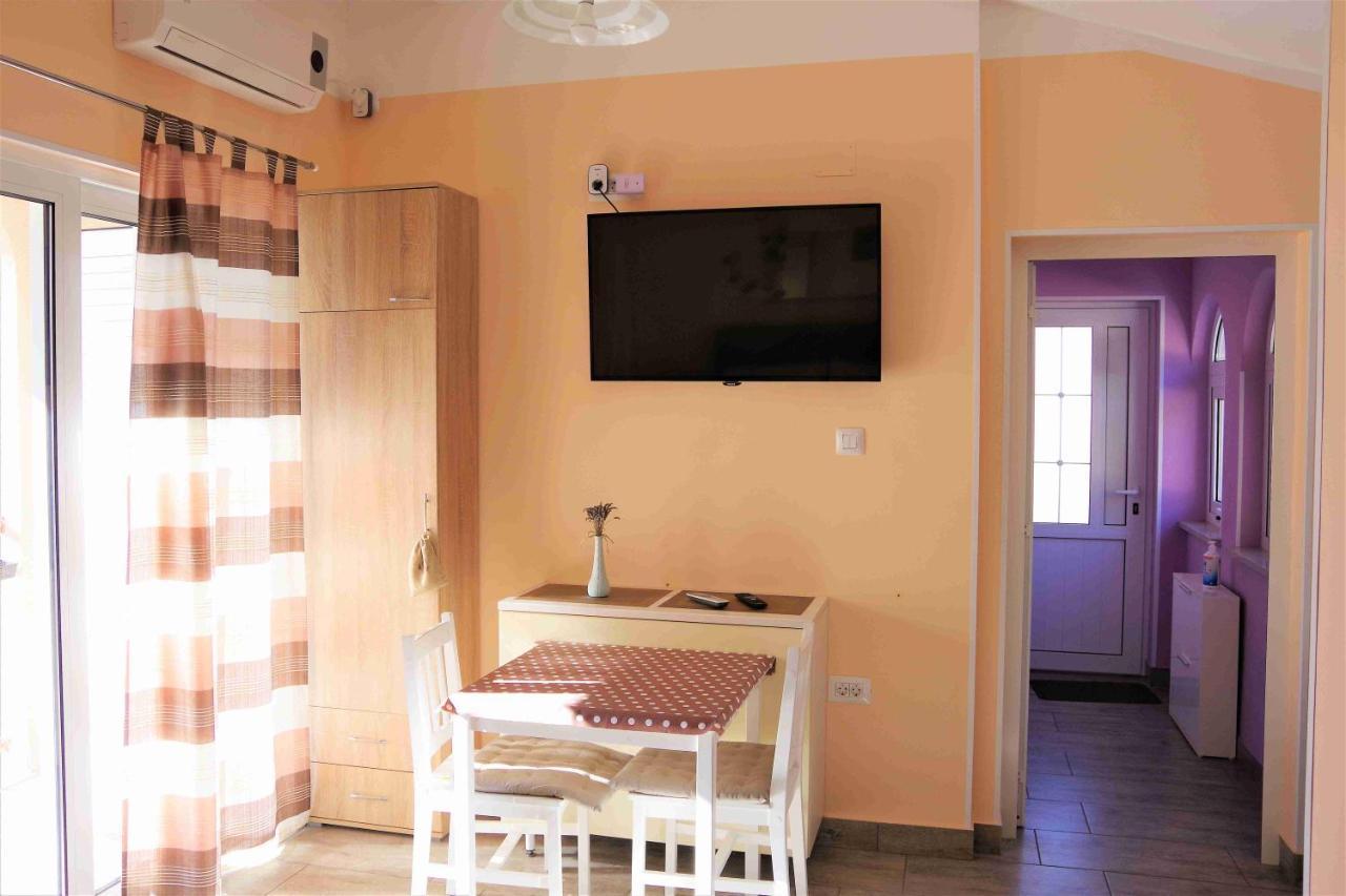 Lukovo Panorama Appartement Buitenkant foto